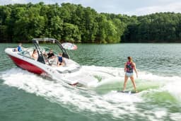 MerCruiser 6.2L V8 350 HP image 1